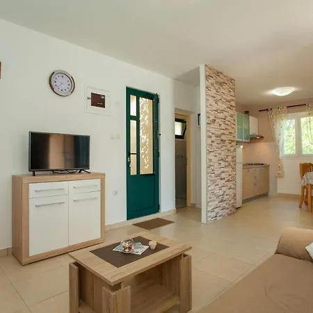 Seaside House Cove Gabrica, Korcula - 17195 בית נופש